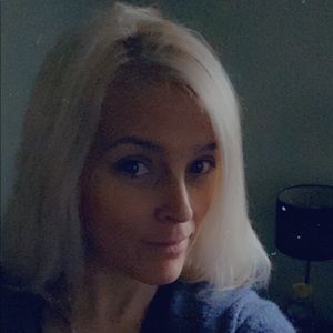 Meet your Posher, April